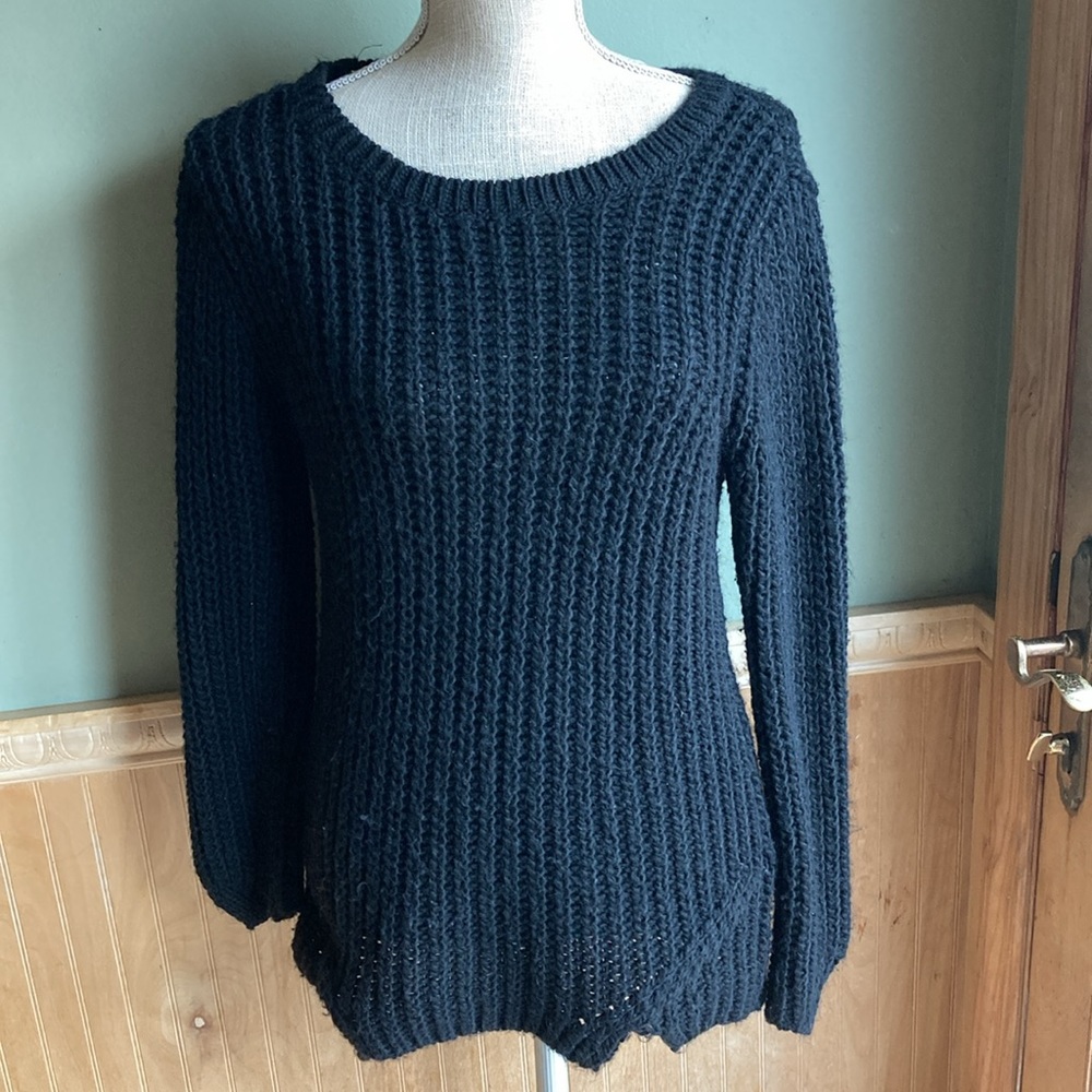 H&M black wide-knit tunic style sweater
